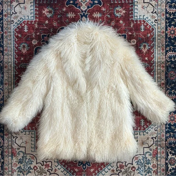 Vintage 90s White Tibetan Fur Coat - Picture 8 of 8